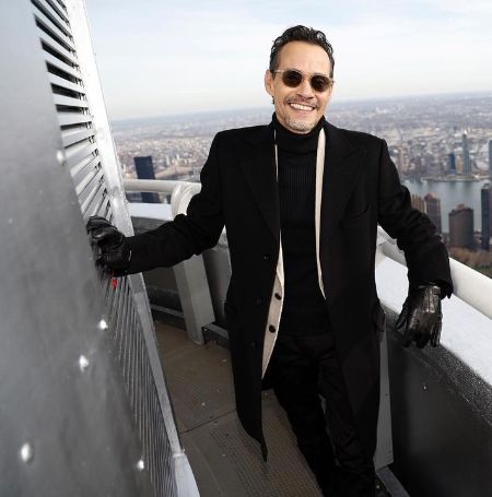 Marc Anthony married a total of four times.